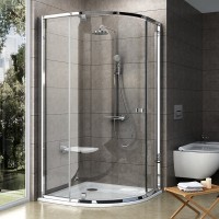 Ravak Pivot PSKK 80 cm íves zuhanykabin, kifelé nyíló ajtóval, fényes króm kerettel, átlátszó üvegge