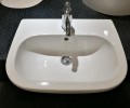 Duravit D-Code 55 cm-es félig beépíthető porcelán mosdó