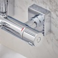 Hansgrohe Vernis Shape Showerpipe 230 1 jet zuhanyrendszer, termosztátos csapteleppel, króm